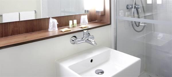 Hotel Campanile Vierzon Zimmer foto